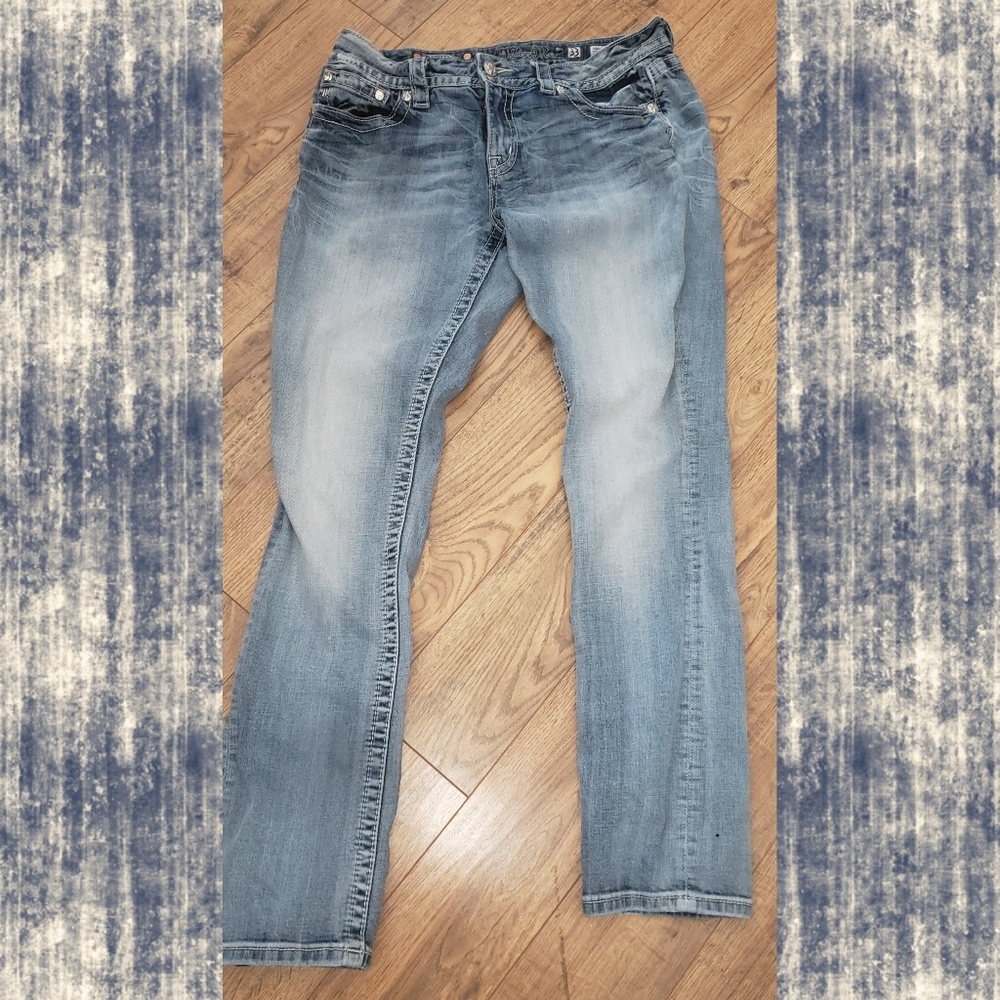 Miss Me size 33